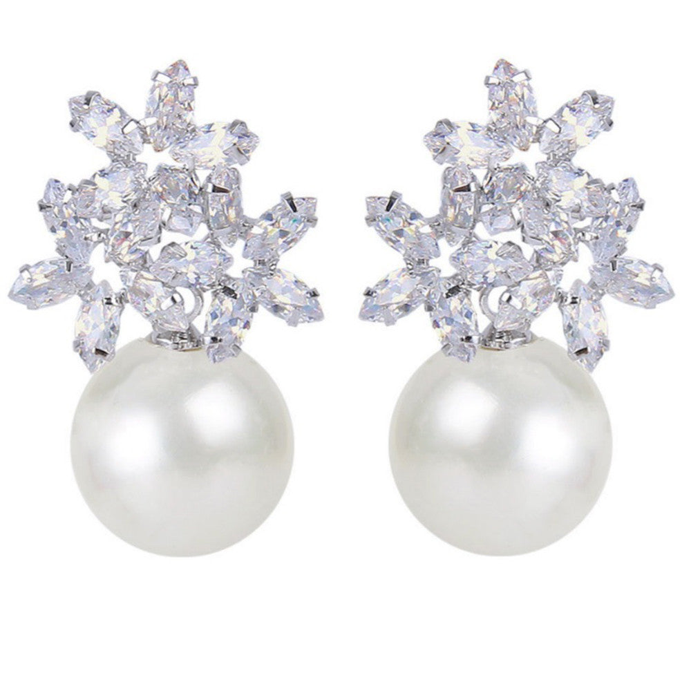 Esmeralda Pearl & Crystal Cluster Earrings - Bella Krystal