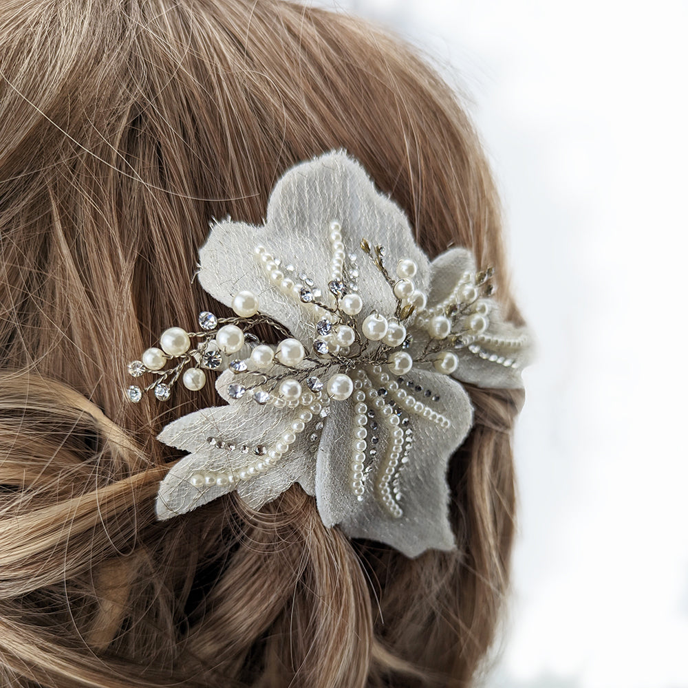 Silver Elegant Crystal & Pearl Hair Comb