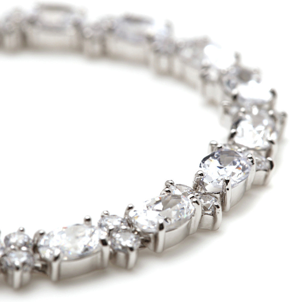 Ava Cubic Zirconia & Crystal Elegant Bracelet - Bella Krystal