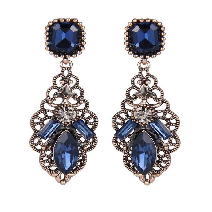 Why you should choose vintage inspired bridal jewellery for your wedding
