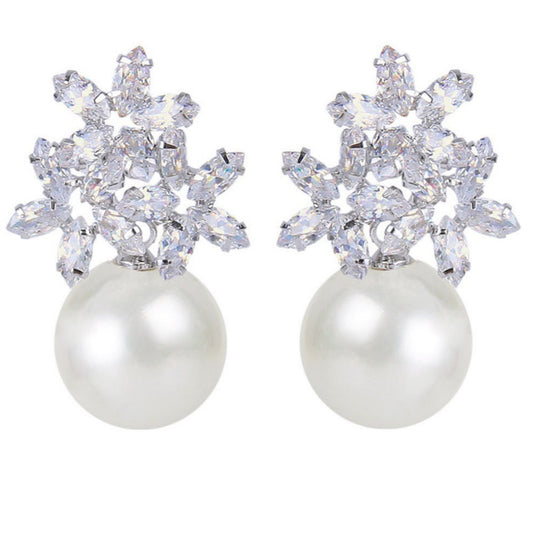 Esmeralda Pearl & Crystal Cluster Earrings - Bella Krystal