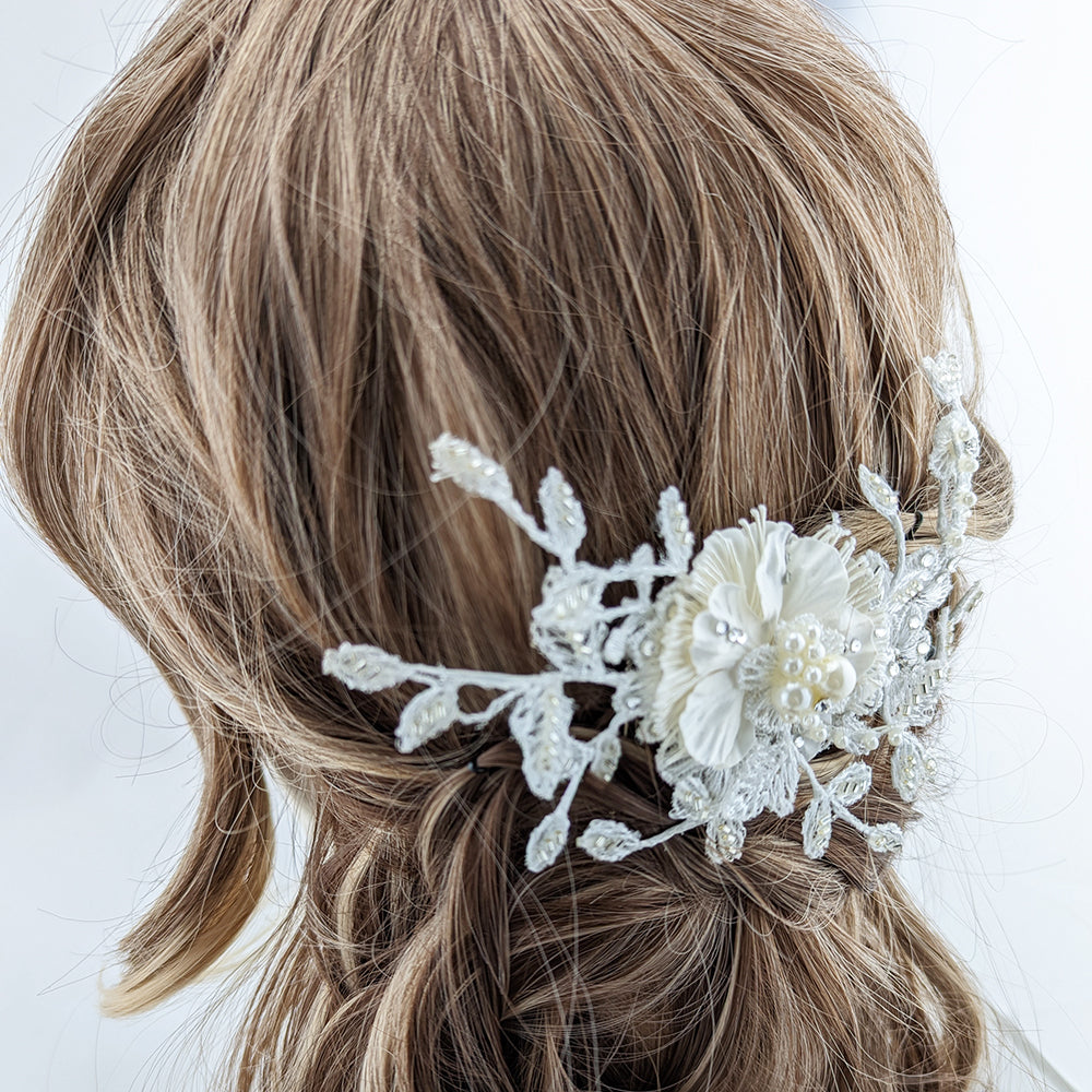 Jordan Floral Lace Hair Comb